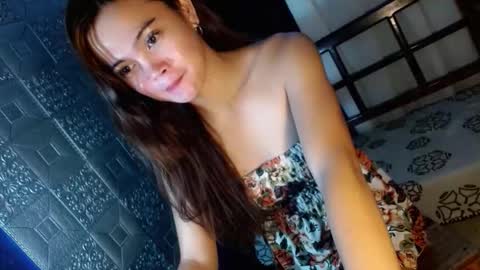 miss_kyrstyn online show from September 13, 8:36 am