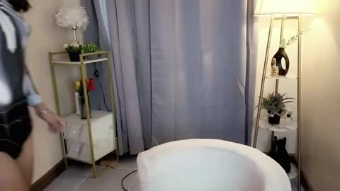 Snapshot of miss_kyrstyn chatting on April 20, 3:59 pm miss_kyrstyn online show from April 20, 3:59 pm