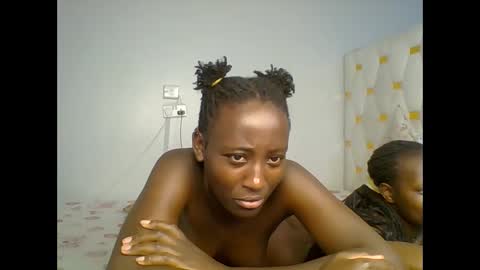 Snapshot of miss_lolah7 chatting on May 25, 3:18 pm miss_lolah7 online show from May 25, 3:18 pm