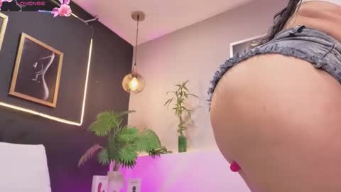   online show from February 10, 1:53 am