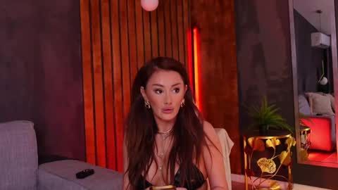 Snapshot of miss_m chatting on May 31, 6:20 pm miss_m online show from May 31, 6:20 pm