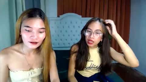 miss_margaret_ online show from April 23, 3:25 pm