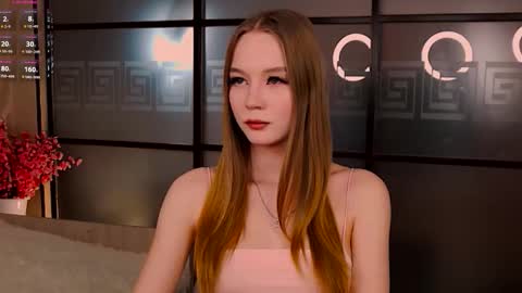 Nicole online show from February 2, 11:25 pm