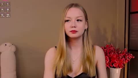 Snapshot of miss_nicoletta chatting on June 30, 10:55 pm Nicole online show from June 30, 10:55 pm