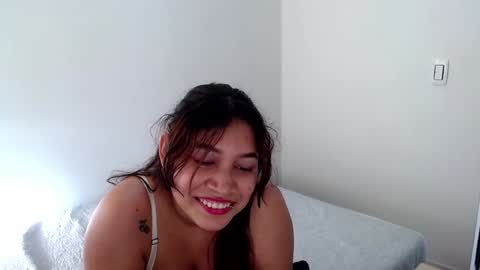 Snapshot of miss_rose1 chatting on January 6, 9:22 pm ROS online show from January 6, 9:22 pm