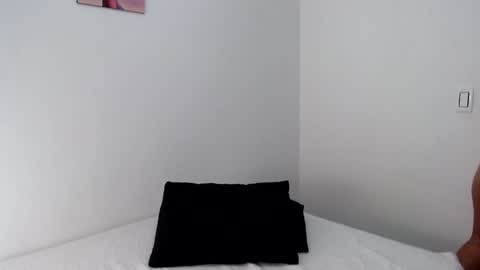 Snapshot of miss_rose1 chatting on January 14, 6:17 pm ROS online show from January 14, 6:17 pm