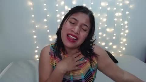 Snapshot of miss_rose1 chatting on February 14, 12:09 am ROS online show from February 14, 12:09 am