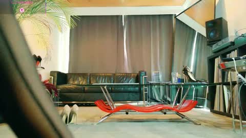 Snapshot of miss_satori_rose chatting on October 1, 8:15 pm Satori Rose online show from October 1, 8:15 pm