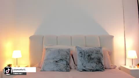 Snapshot of miss_soffy chatting on June 11, 12:32 am Sofia Alvarez online show from June 11, 12:32 am