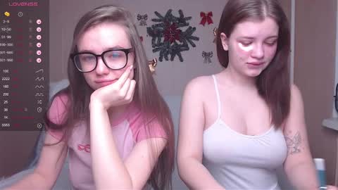 Snapshot of miss_sweetbb chatting on December 27, 2:58 am Bella online show from December 27, 2:58 am