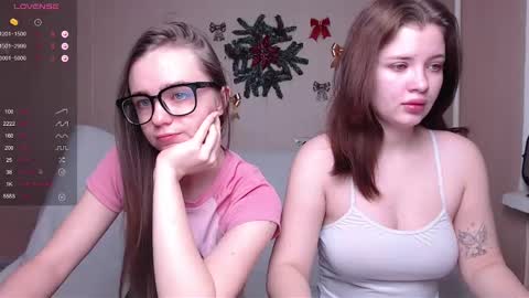 Snapshot of miss_sweetbb chatting on December 30, 2:53 am Bella online show from December 30, 2:53 am