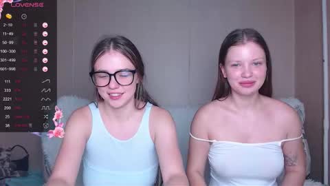 Snapshot of miss_sweetbb chatting on September 9, 5:34 pm Bella online show from September 9, 5:34 pm