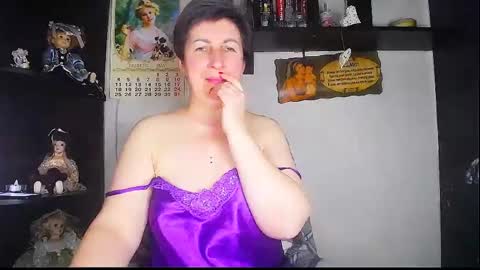 Snapshot of miss_tasha_kom chatting on May 7, 5:24 am miss_tasha_kom online show from May 7, 5:24 am