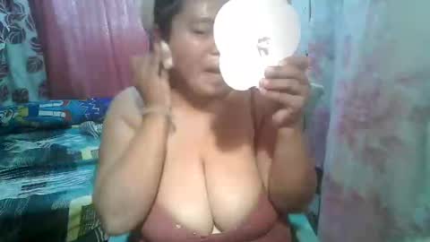 Snapshot of miss_v0lcan0 chatting on February 11, 10:04 am miss v0lcan0 online show from February 11, 10:04 am