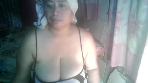 Snapshot of miss_v0lcan0 chatting on October 31, 10:49 am miss v0lcan0 online show from October 31, 10:49 am