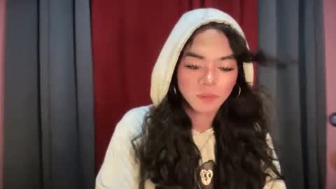 miss_veron_xoxo online show from November 9, 8:40 pm