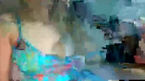 Snapshot of miss_violet89 chatting on November 8, 8:47 am Miss violet online show from November 8, 8:47 am