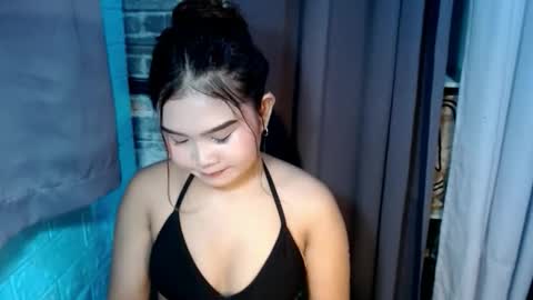 Snapshot of miss_yannax chatting on May 23, 1:04 pm yanna online show from May 23, 1:04 pm