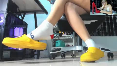 Snapshot of missalmafenix chatting on June 10, 12:55 am missalmafenix online show from June 10, 12:55 am