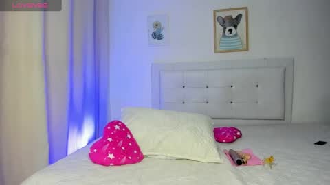 Snapshot of missangeldust chatting on February 26, 8:11 pm missangeldust online show from February 26, 8:11 pm