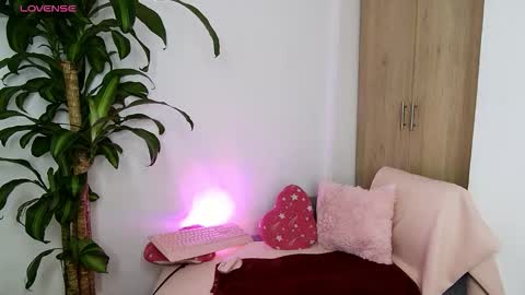 missangeldust online show from March 19, 12:42 pm