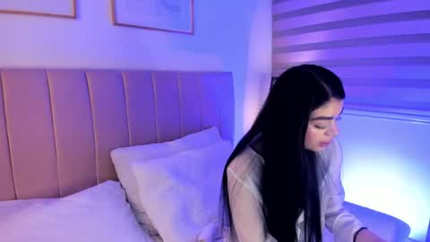 Ariadna Ruiz online show from April 17, 12:19 pm