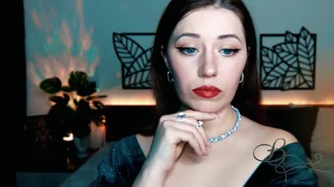 Snapshot of missbeverlymills chatting on January 9, 8:55 pm The divine Beverly online show from January 9, 8:55 pm