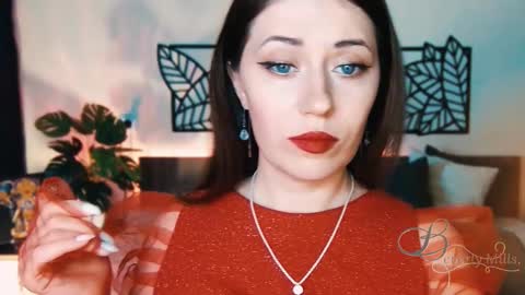 Snapshot of missbeverlymills chatting on February 16, 9:59 am The divine Beverly online show from February 16, 9:59 am