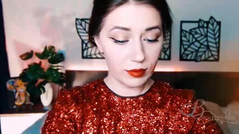 Snapshot of missbeverlymills chatting on February 23, 10:06 am The divine Beverly online show from February 23, 10:06 am