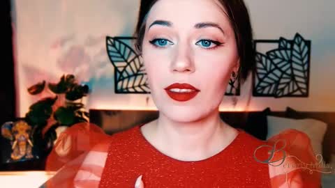 Snapshot of missbeverlymills chatting on February 28, 9:25 am The divine Beverly online show from February 28, 9:25 am