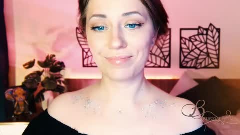 Snapshot of missbeverlymills chatting on March 8, 8:03 pm The divine Beverly online show from March 8, 8:03 pm