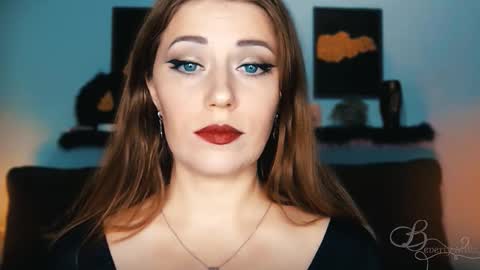 Snapshot of missbeverlymills chatting on September 14, 8:13 am The divine Beverly online show from September 14, 8:13 am