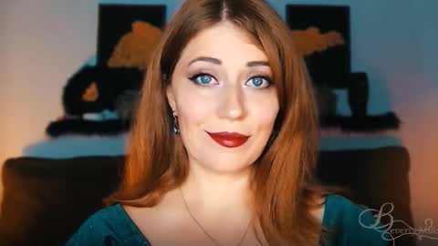 Snapshot of missbeverlymills chatting on September 14, 8:19 pm The divine Beverly online show from September 14, 8:19 pm