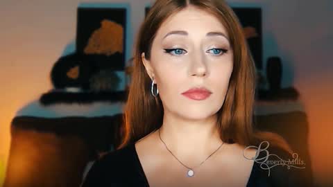 Snapshot of missbeverlymills chatting on September 20, 6:09 pm The divine Beverly online show from September 20, 6:09 pm