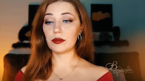 Snapshot of missbeverlymills chatting on October 2, 2:07 am The divine Beverly online show from October 2, 2:07 am