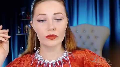 Snapshot of missbeverlymills chatting on July 18, 9:35 am The divine Beverly online show from July 18, 9:35 am