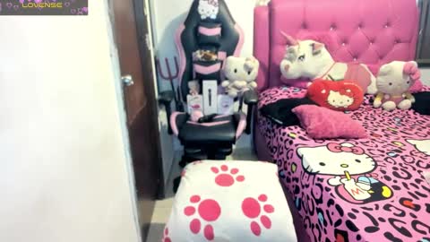 Snapshot of missblackcandy chatting on February 9, 7:49 am missblackcandy online show from February 9, 7:49 am