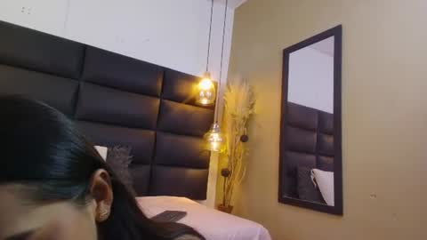Snapshot of misscharllote chatting on July 4, 7:42 pm charllote online show from July 4, 7:42 pm