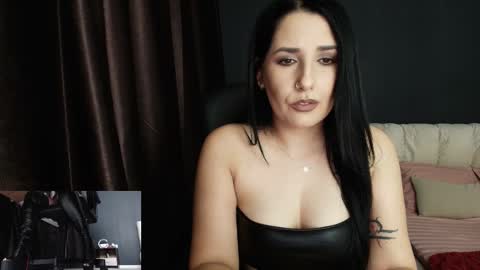 Snapshot of missdyaa chatting on September 10, 10:21 pm Miss online show from September 10, 10:21 pm