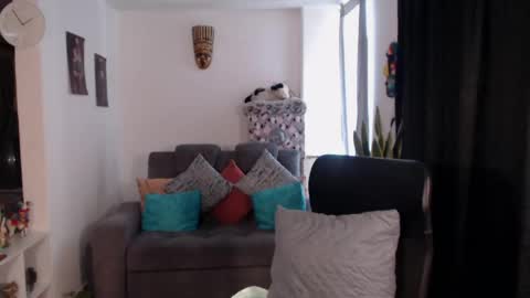 Snapshot of missemilie1 chatting on April 20, 3:04 pm Emilie Diaz online show from April 20, 3:04 pm