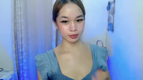 Snapshot of missfantasia chatting on April 23, 4:20 pm missfantasia online show from April 23, 4:20 pm