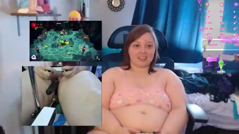 missfoxe12 online show from January 16, 6:12 pm