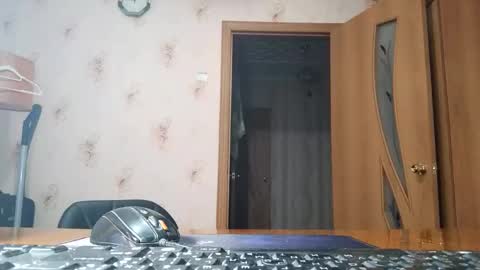 missielorrie online show from October 15, 6:02 am