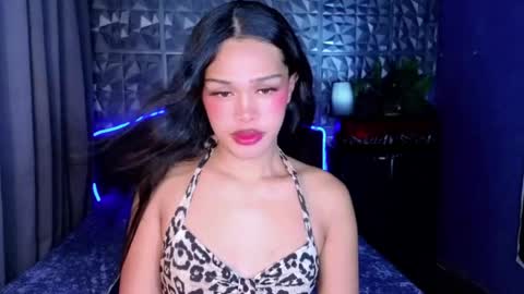 Snapshot of missionary_addiction_cumshot chatting on June 4, 11:27 am im your queen steffie online show from June 4, 11:27 am