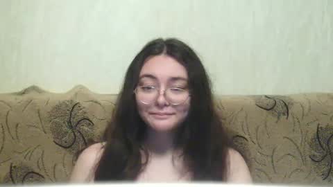 missis mona online show from January 14, 8:15 pm