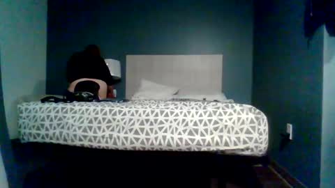 Missjuicy1luv online show from March 24, 10:42 am