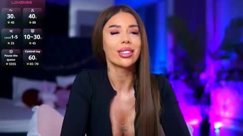 misskiarra online show from February 19, 7:54 pm