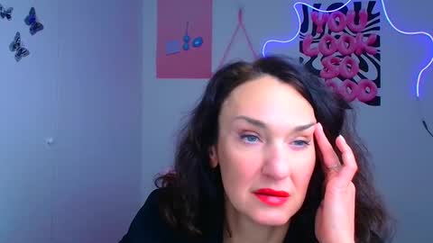 Christina online show from February 4, 12:22 pm