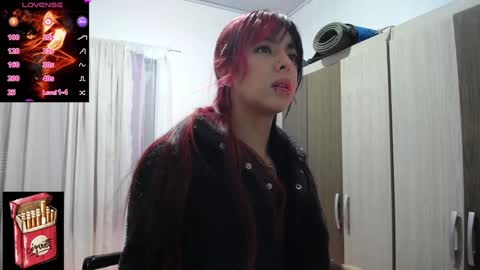 Snapshot of misslana_wn chatting on January 4, 1:53 pm LanaLul online show from January 4, 1:53 pm