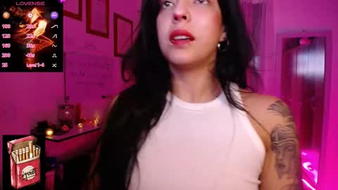 Snapshot of misslana_wn chatting on October 10, 4:11 am LanaLul online show from October 10, 4:11 am